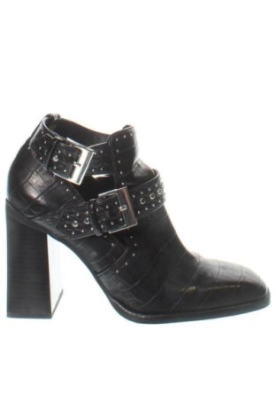 Dámske topánky  Zara, Veľkosť 36, Farba Čierna, Cena  26,00 €, #137800385