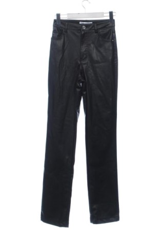 Pantaloni de femei Zara, Mărime XS, Culoare Negru, Preț 72,00 Lei, #137799618