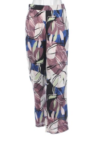 Pantaloni de femei Vero Moda, Mărime M, Culoare Multicolor, Preț 72,00 Lei, #137803186
