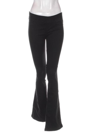 Dámske nohavice Bershka, Veľkosť L, Farba Čierna, Cena  24,00 €, #137810000