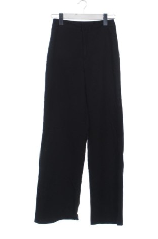 Дамски панталон Stradivarius, Размер XS, Цвят Черен, Цена 14,84 €, #137816493
