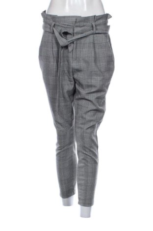 Pantaloni de femei Vero Moda, Mărime M, Culoare Multicolor, Preț 73,49 Lei, #137827107
