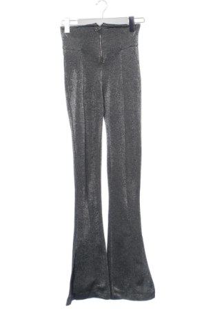 Pantaloni de femei Bershka, Mărime XXS, Culoare Argintiu, Preț 78,00 Lei, #137837439