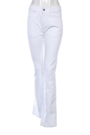 Pantaloni de femei Unbranded, Mărime M, Culoare Alb, Preț 145,29 Lei, #137778635