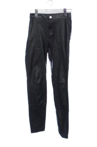 Pantaloni de femei Zara, Mărime XS, Culoare Negru, Preț 73,49 Lei, #137806097