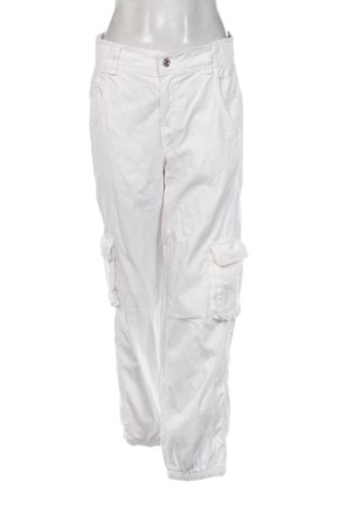 Dámske nohavice Bershka, Veľkosť L, Farba Biela, Cena  21,06 €, #137815294
