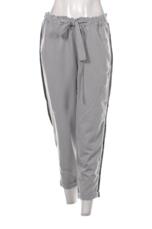 Дамски панталон Pull&Bear, Размер L, Цвят Сив, Цена 15,00 €, #137832225