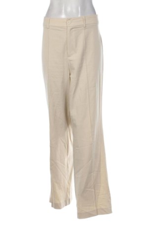 Дамски панталон Stradivarius, Размер XL, Цвят Бежов, Цена 14,84 €, #137842932