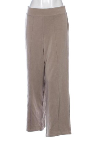 Pantaloni de femei Garcia, Mărime M, Culoare Bej, Preț 110,23 Lei, #137845257