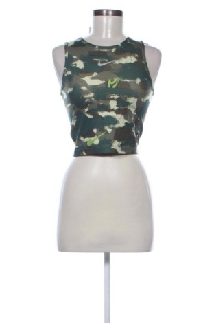 Női sport top Nike, Méret S, Szín Sokszínű, Ár 4 252 Ft, #137813794