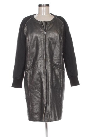 Damski skórzany płaszcz Freaky Nation, Rozmiar XL, Kolor Czarny, Cena 474,15 zł, #137788723