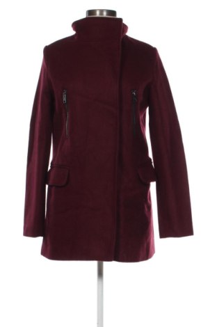 Дамско палто Bershka, Размер S, Цвят Червен, Цена 29,65 €, #137841519