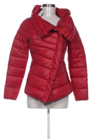 Geacă de femei Monte Cervino, Mărime S, Culoare Roșu, Preț 156,00 Lei, #137863091