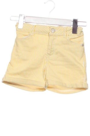 Pantaloni scurți pentru copii LC Waikiki, Mărime 7-8y/ 128-134 cm, Culoare Multicolor, Preț 38,00 Lei, #137804588