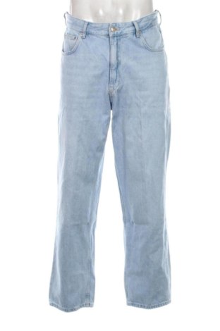Męskie jeansy Pull&Bear, Rozmiar M, Kolor Niebieski, Cena 84,67 zł, #137820494