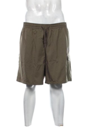 Мъжки къс панталон Adidas, Размер XL, Цвят Зелен, Цена 39,00 €, #137851124