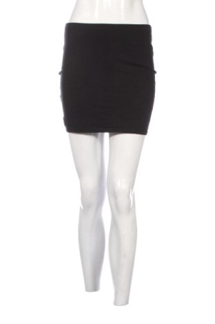 Пола H&M, Размер S, Цвят Черен, Цена 10,00 €, #137812309
