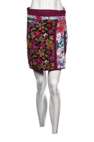 Fustă Nijens, Mărime M, Culoare Multicolor, Preț 52,49 Lei, #137762918