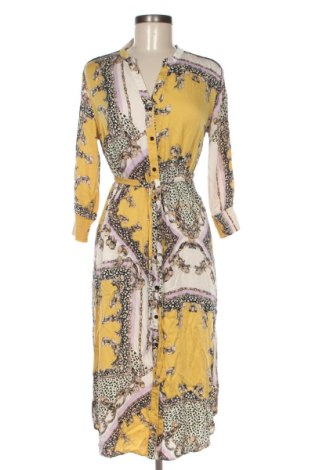 Rochie Culture, Mărime M, Culoare Multicolor, Preț 131,23 Lei, #137792429