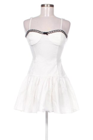 Рокля Zara, Размер M, Цвят Бял, Цена 19,69 €, #137801517