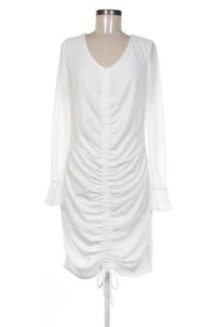 Kleid SHEIN, Größe XL, Farbe Weiß, Preis € 32,00, #137807516