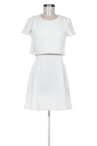 Šaty  Topshop, Veľkosť M, Farba Biela, Cena  24,57 €, #137808729