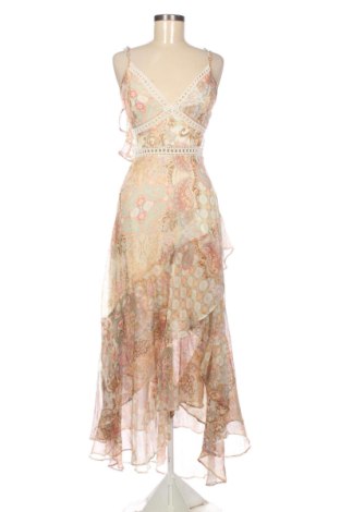 Рокля Guess, Размер S, Цвят Многоцветен, Цена 112,97 €, #137811283