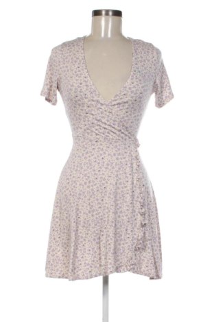 Šaty  Pull&Bear, Velikost XS, Barva Vícebarevné, Cena  484,00 Kč, #137816828