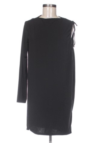 Rochie Zara, Mărime L, Culoare Negru, Preț 73,49 Lei, #137829828