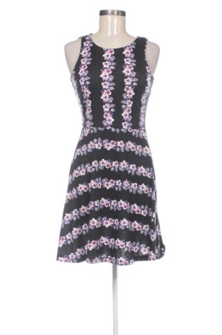 Рокля H&M, Размер S, Цвят Многоцветен, Цена 19,95 €, #137832734