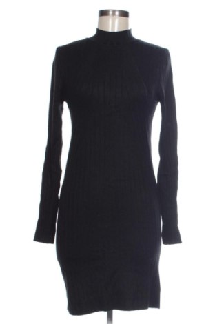 Рокля Stradivarius, Размер L, Цвят Черен, Цена 20,00 €, #137835753