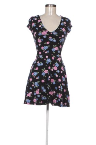 Rochie C&A, Mărime S, Culoare Multicolor, Preț 105,00 Lei, #137835991