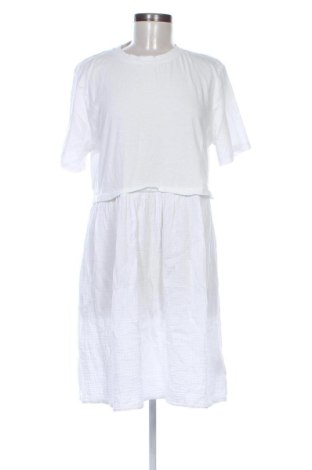 Rochie C&A, Mărime M, Culoare Alb, Preț 105,00 Lei, #137838917