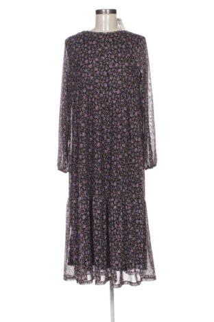 Рокля Pull&Bear, Размер L, Цвят Многоцветен, Цена 20,00 €, #137843334