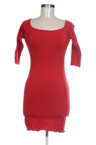 Šaty  Bershka, Velikost XS, Barva Červená, Cena  485,00 Kč, #137844100