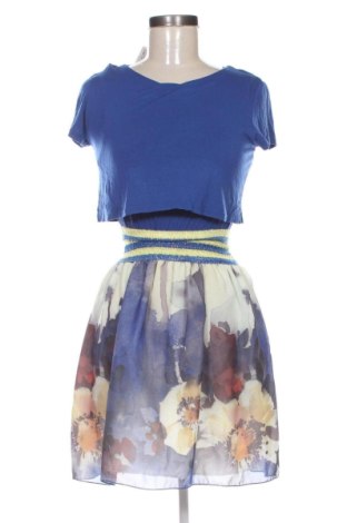 Rochie Rinascimento, Mărime M, Culoare Multicolor, Preț 220,00 Lei, #137860900