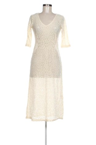 Rochie Pink memories, Mărime S, Culoare Ecru, Preț 346,44 Lei, #137842492