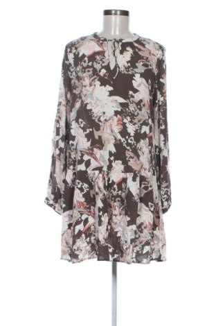 Rochie Vero Moda, Mărime M, Culoare Multicolor, Preț 72,00 Lei, #137843656
