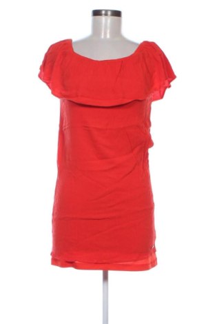 Рокля Guess, Размер M, Цвят Червен, Цена 49,00 €, #137856305
