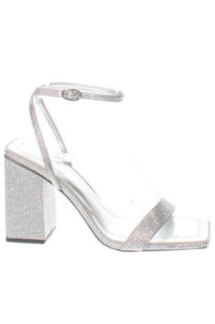 Сандали Zara, Размер 38, Цвят Сребрист, Цена 32,00 €, #137805244
