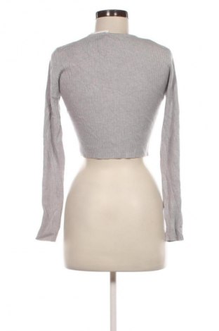 Pulover de femei Pinokkio, Mărime XS, Culoare Gri, Preț 5,99 Lei