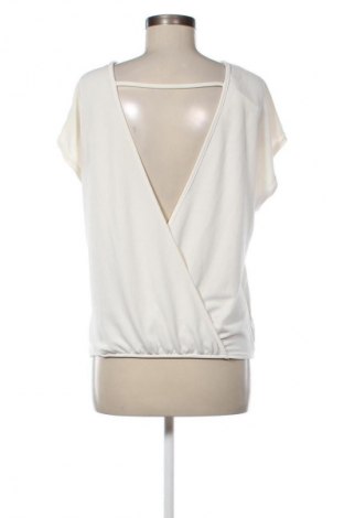 Damen Shirt Amisu, Größe XS, Farbe Weiß, Preis € 5,99