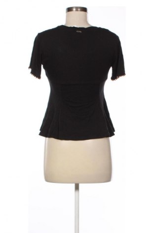 Γυναικεία μπλούζα Guess, Μέγεθος S, Χρώμα Μαύρο, Τιμή 13,99 €