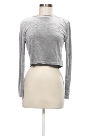 Dámska blúza H&M Divided, Veľkosť M, Farba Sivá, Cena  1,95 €