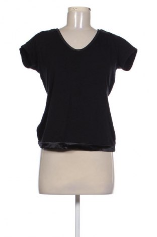 Dámská halenka Liberty, Velikost M, Barva Černá, Cena  109,00 Kč