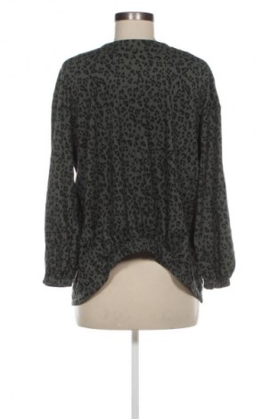 Дамска блуза Unbranded, Размер XL, Цвят Многоцветен, Цена 2,04 €