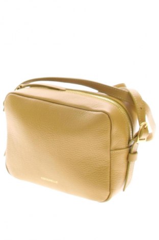 Дамска чанта Coccinelle, Цвят Жълт, Цена 81,80 €, #133572305