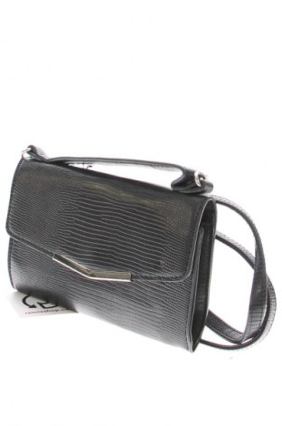 Dámská kabelka  Primark, Barva Černá, Cena  197,00 Kč