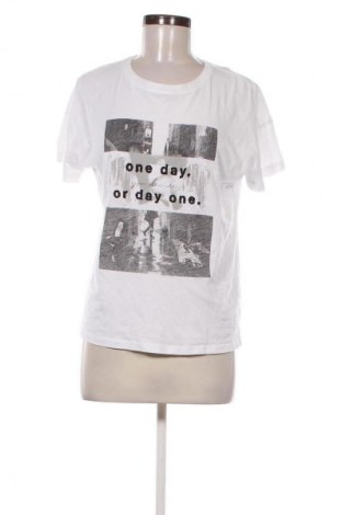 Дамска тениска Unbranded, Размер S, Цвят Многоцветен, Цена 7,66 €