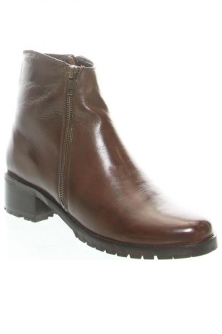 Női bokacsizma Everybody, Méret 41, Szín Barna, Ár 35 319 Ft